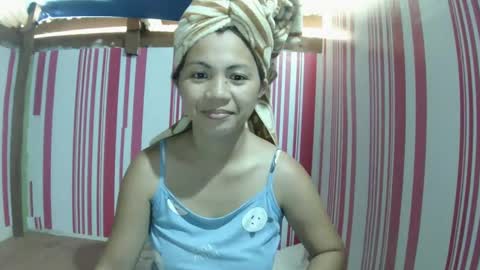 Snapshot of wildpoohkhaye chatting on February 27, 1:38 am wildpoohkhaye online show from February 27, 1:38 am