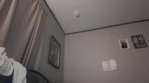 wildsaphire4372 online show from January 16, 5:58 am