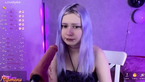 Your virtual girlfriend online show from December 9, 10:54 am