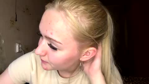 Sophia online show from April 20, 3:26 pm