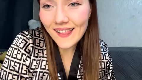 Adele online show from February 4, 5:49 pm