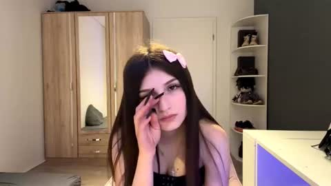 Mari online show from June 14, 2:24 am
