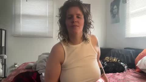 Moth online show from February 4, 5:12 pm