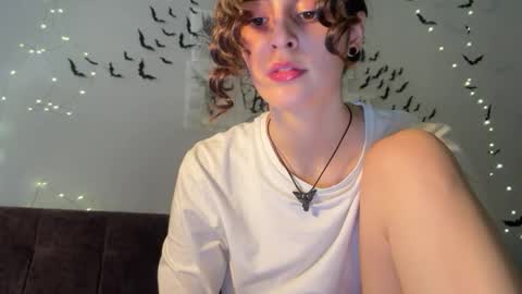 Stia online show from October 24, 6:20 am