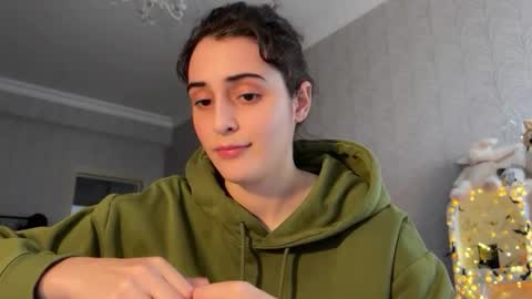 Stia online show from November 22, 10:51 am