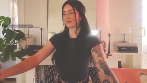 Brielle online show from January 16, 11:06 pm