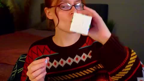 Rebecy online show from October 3, 2:11 pm