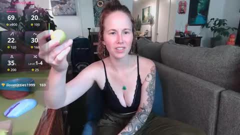 wutangwendy online show from October 1, 7:08 pm