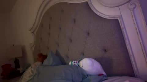 Mariah  online show from January 26, 10:46 pm