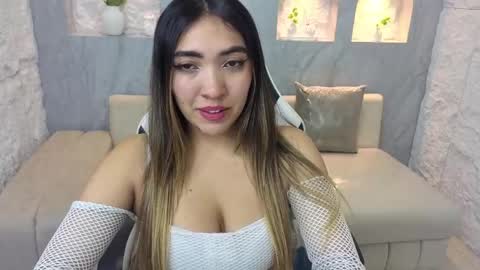 Live 1500am 2100pm COLOMBIAN HOUR online show from May 27, 3:14 am
