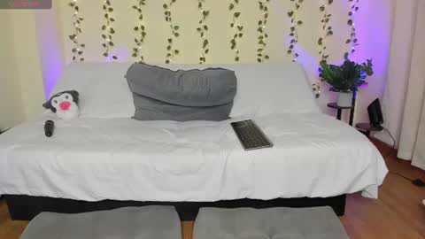    online show from July 8, 2:36 am