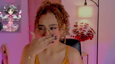 Snapshot of ximena_sotto1 chatting on October 21, 8:35 pm camila online show from October 21, 8:35 pm