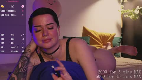    online show from April 14, 11:27 pm