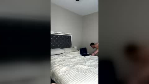 xmckennalynn online show from July 27, 3:25 am