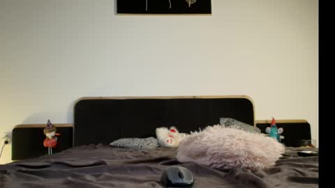 Cherry online show from March 27, 5:42 am