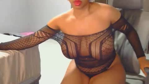 spykeXtee online show from September 15, 2:53 am