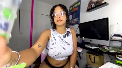 xStarGazingx online show from September 23, 4:54 am