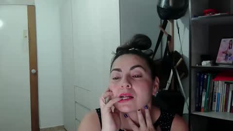 beyota online show from November 25, 10:54 pm