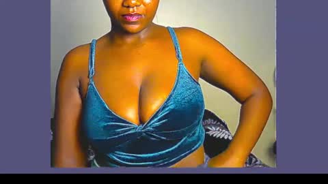 xxfleurlove online show from December 13, 1:04 am