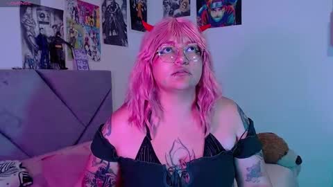 xxgreengoodxx online show from September 28, 10:26 pm