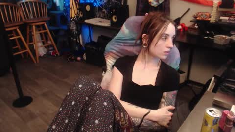 Lilith online show from November 6, 5:35 am