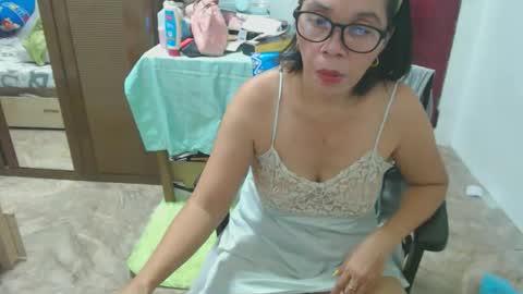 xxsexypinayxx online show from March 26, 5:53 am