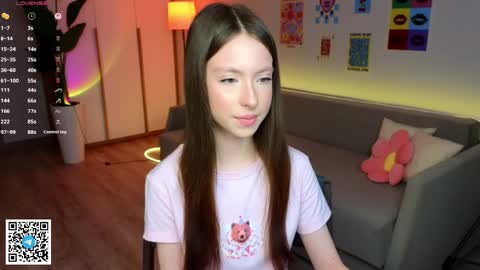 Yasmin online show from April 4, 7:29 am