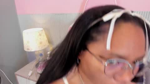 yeika_foxy online show from November 12, 11:30 am