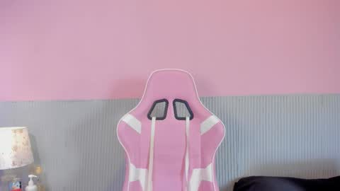 yeika_foxy online show from December 17, 11:36 am