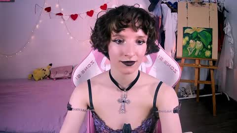 Liya online show from April 4, 1:54 pm