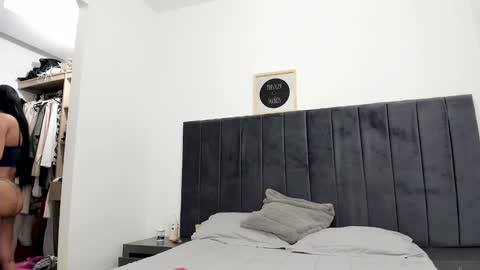 yenifer016 online show from January 28, 5:00 am