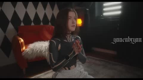 ynnenbrynn online show from February 27, 6:57 am