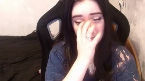 your_8a8y online show from January 7, 10:22 am