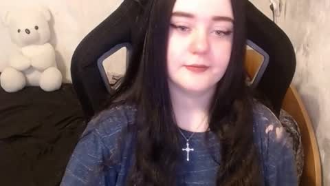 your_8a8y online show from January 6, 6:36 am