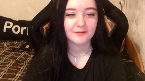 your_8a8y online show from October 28, 11:49 am