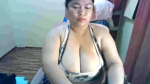 your_big_boobs online show from October 1, 7:57 am