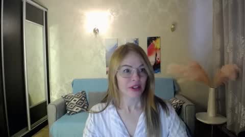 your_crush_12 online show from December 2, 9:00 am