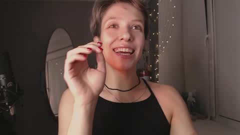 Snapshot of your_hot_ex chatting on December 29, 9:30 pm Alex and Kris long hair online show from December 29, 9:30 pm