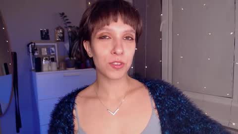 Snapshot of your_hot_ex chatting on September 28, 9:09 pm Alex and Kris long hair online show from September 28, 9:09 pm