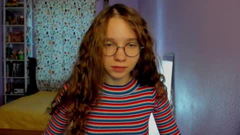 Leslie online show from November 1, 10:52 am