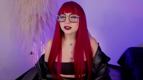 Cami independent model online show from January 17, 7:30 am