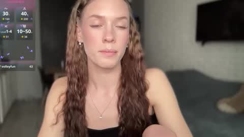 Mia  online show from May 5, 2:31 pm