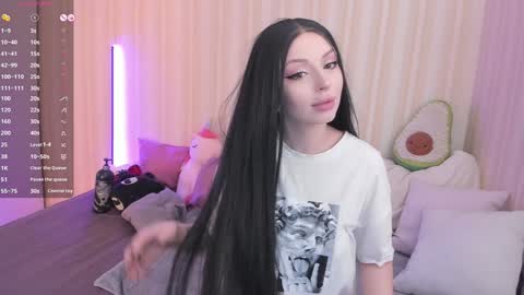 Mary online show from January 24, 7:41 am