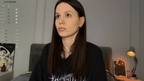 Aida online show from February 25, 12:16 pm