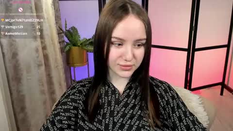 yours_fetish_mary online show from April 11, 7:45 am