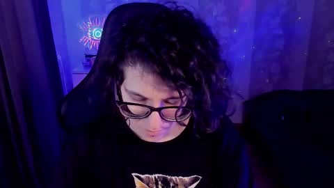 Yours Cosmic online show from December 17, 11:03 am