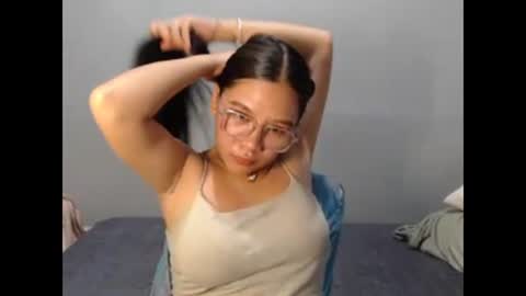 yoursexy_reb online show from January 10, 1:38 pm