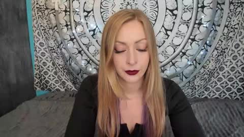 YourVenus00 -Follow my OF online show from May 28, 11:30 am