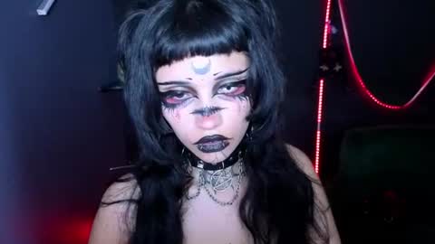 yueeclipssa online show from July 2, 6:14 pm