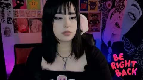    rawr   Anne Independent model      online show from February 16, 1:05 am